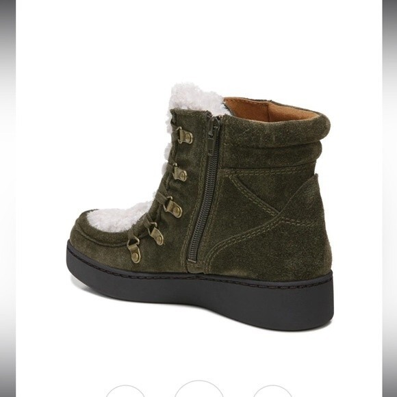 NWOB ** Zodiac Pierson Bootie Suede Dark Olive Size 6.5 - Picture 3 of 16